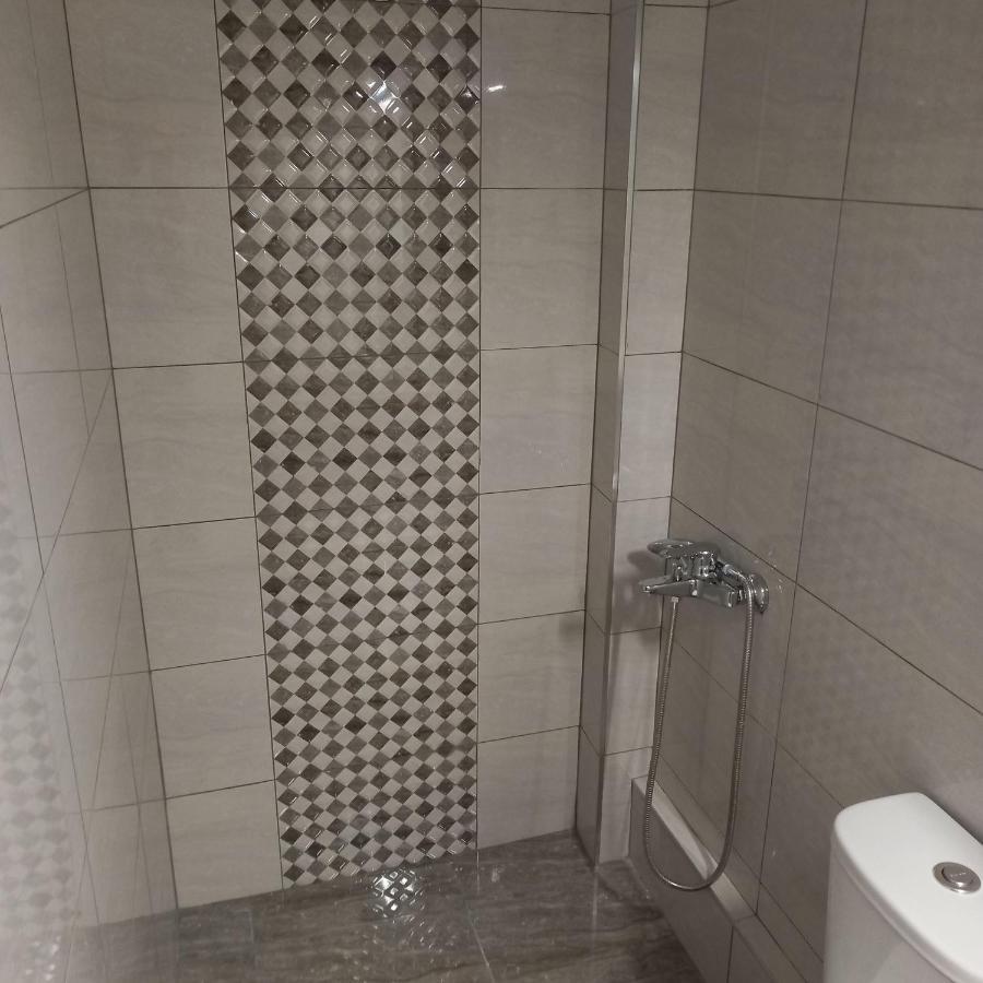 Μαρου Rooms Olympiakí Aktí Ngoại thất bức ảnh